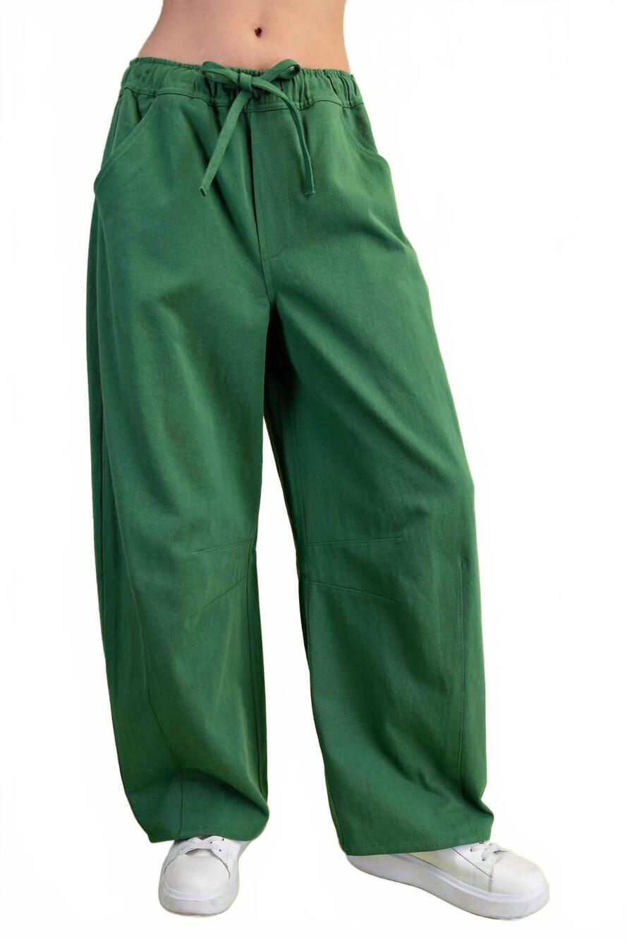NEW GIGIO mid-rise barrel pants with a drawstring waist in green